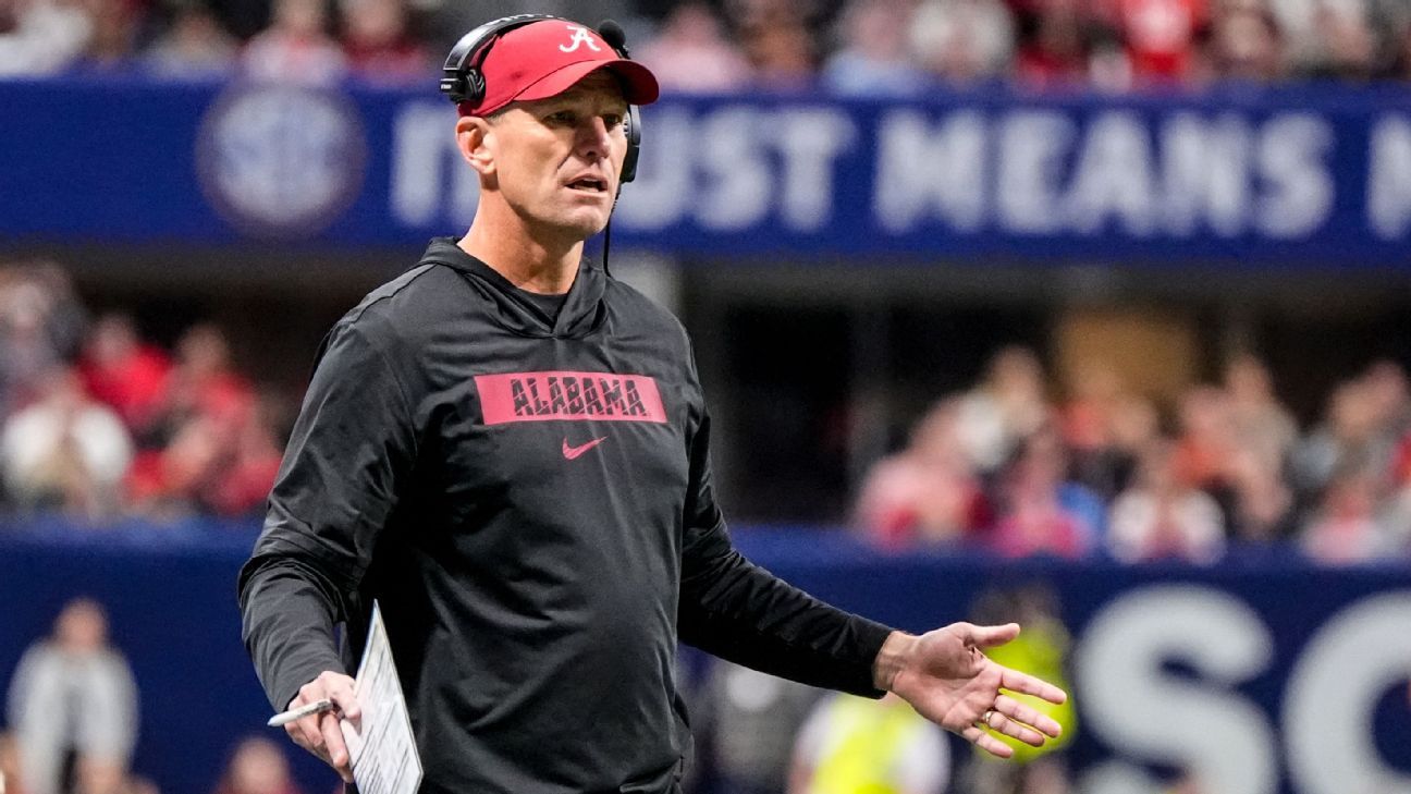 [ad_1] SEC Championship a lăsat Alabama cu o înfrângere de 28‑7 în fața Georgia, iar antrenorul Kalen DeBoer a susținut că rezultatul nu ar trebui să împiedice echipa să primească un loc în College Football Playoff
