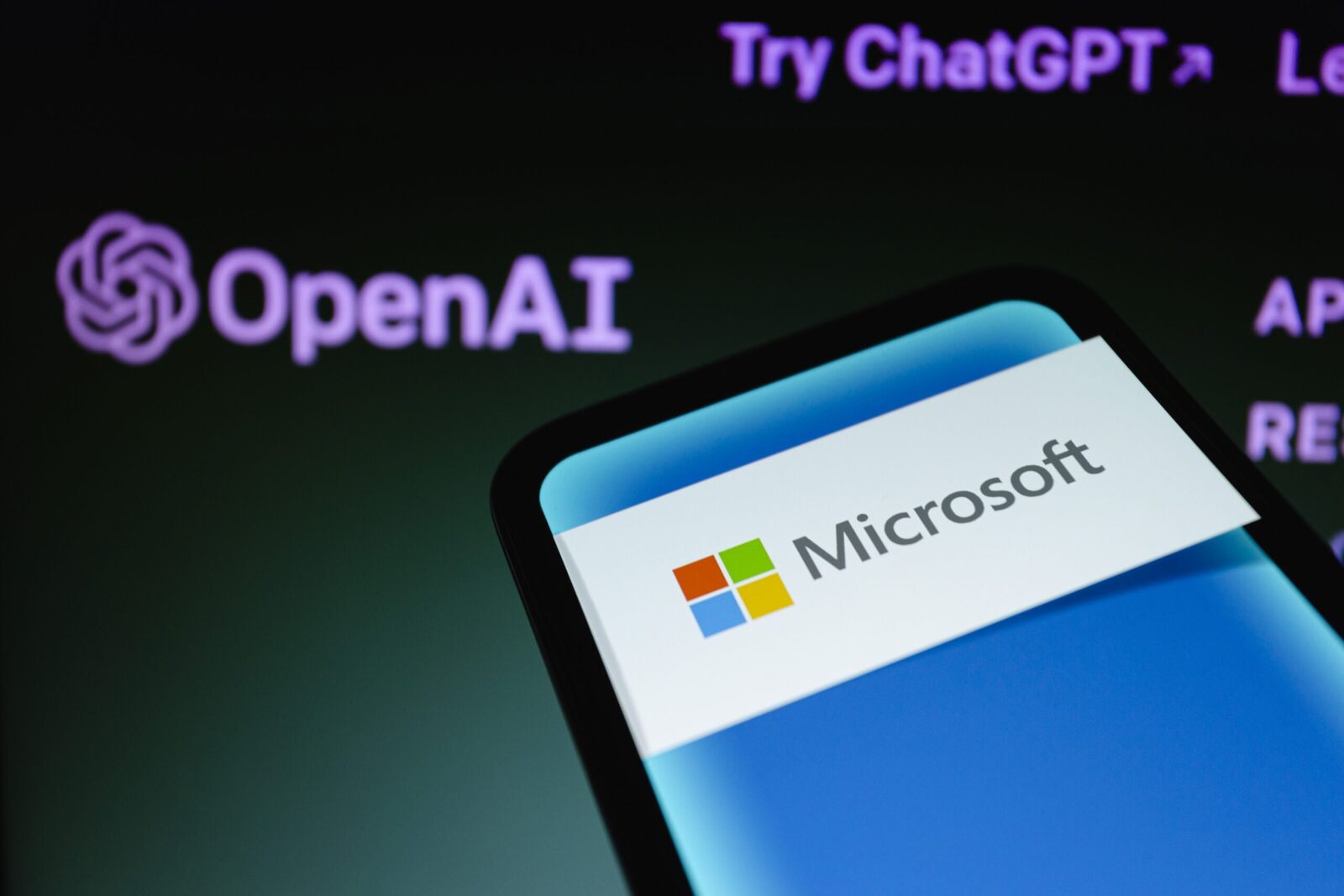 [ad_1] Microsoft anunță noi investiții în inteligența artificială, totalizând 23 de miliarde de dolari, din care 17,5 miliarde sunt destinate India