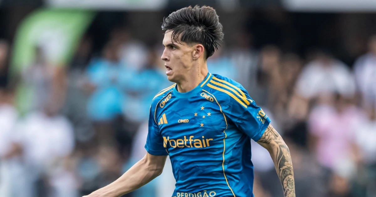 Joia de R$ 618 milhões estreia pelo Cruzeiro em derrota para o Santos; veja como foi