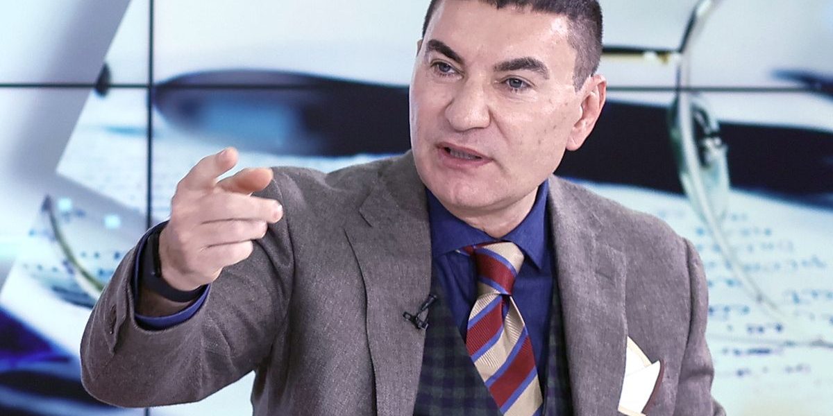 „Aceste două echipe sunt favorite la titlu”. Se mai bucură de eșecurile FCSB? „Mă lasă rece”
