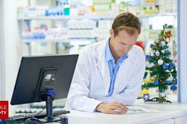 Farmacii deschise de Crăciun 2025. Lista farmaciilor non-stop din București