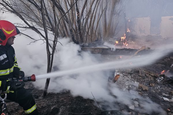 ULTIMA ORĂ! Explozie urmată de incendiu, în Focșani