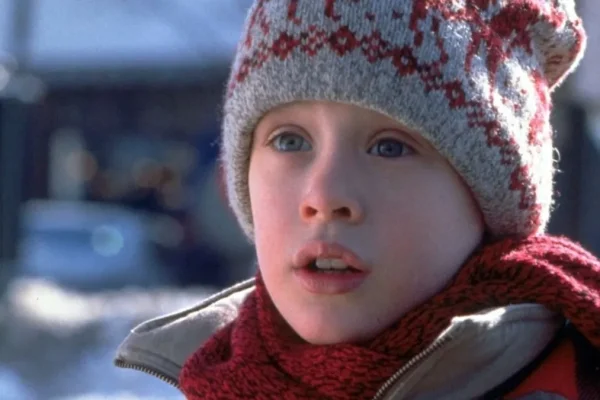 Sokkoló fotók: így festenek ma a karácsonyi filmek ikonikus szereplői – galéria