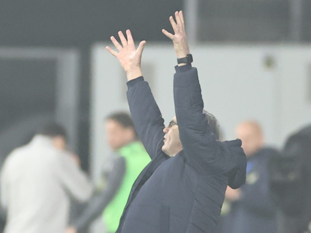 ”Fraților, ușor! Sunt luat de fraier”