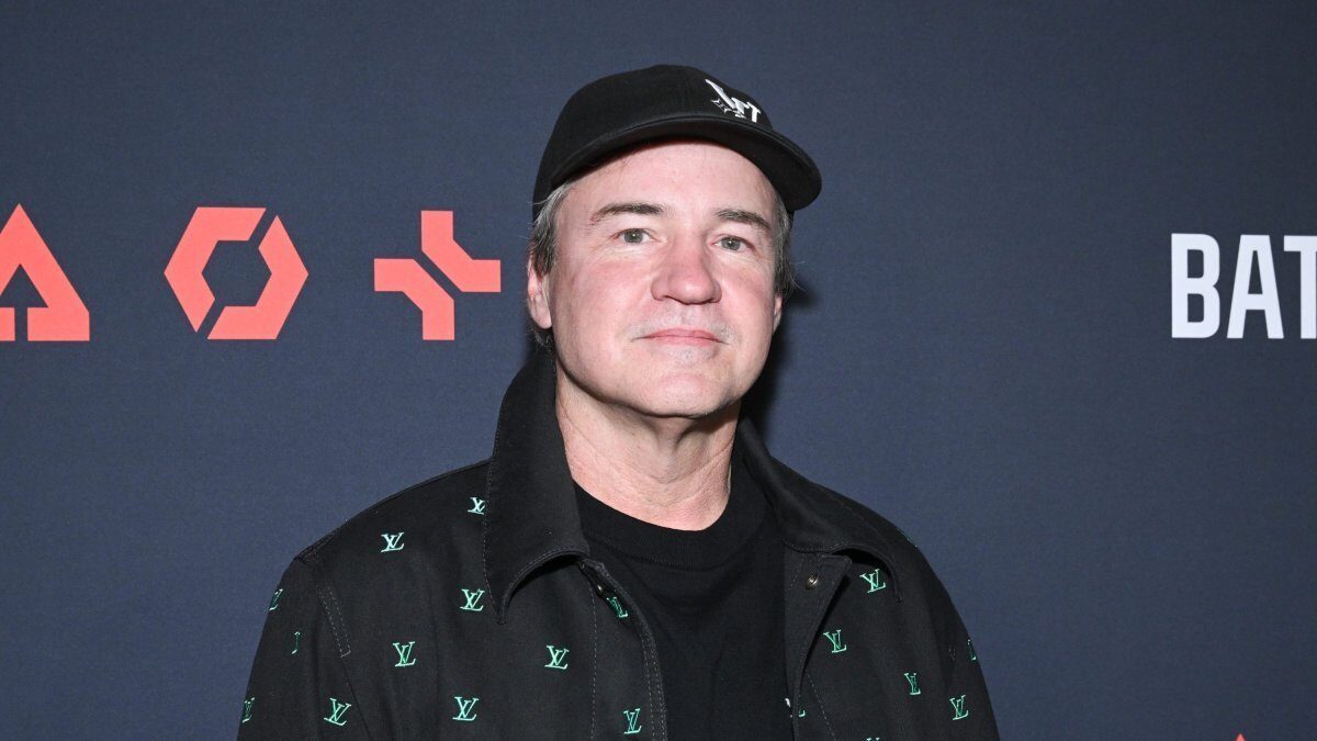 [ad_1] Vince Zampella, dezvoltator video‑game de renume și fost lider al studiourilor Infinity Ward și Respawn Entertainment, a murit duminică seara în urma unui accident fatal pe Angeles Crest Highway, din zona munților San Gabriel, Sudul Californiei