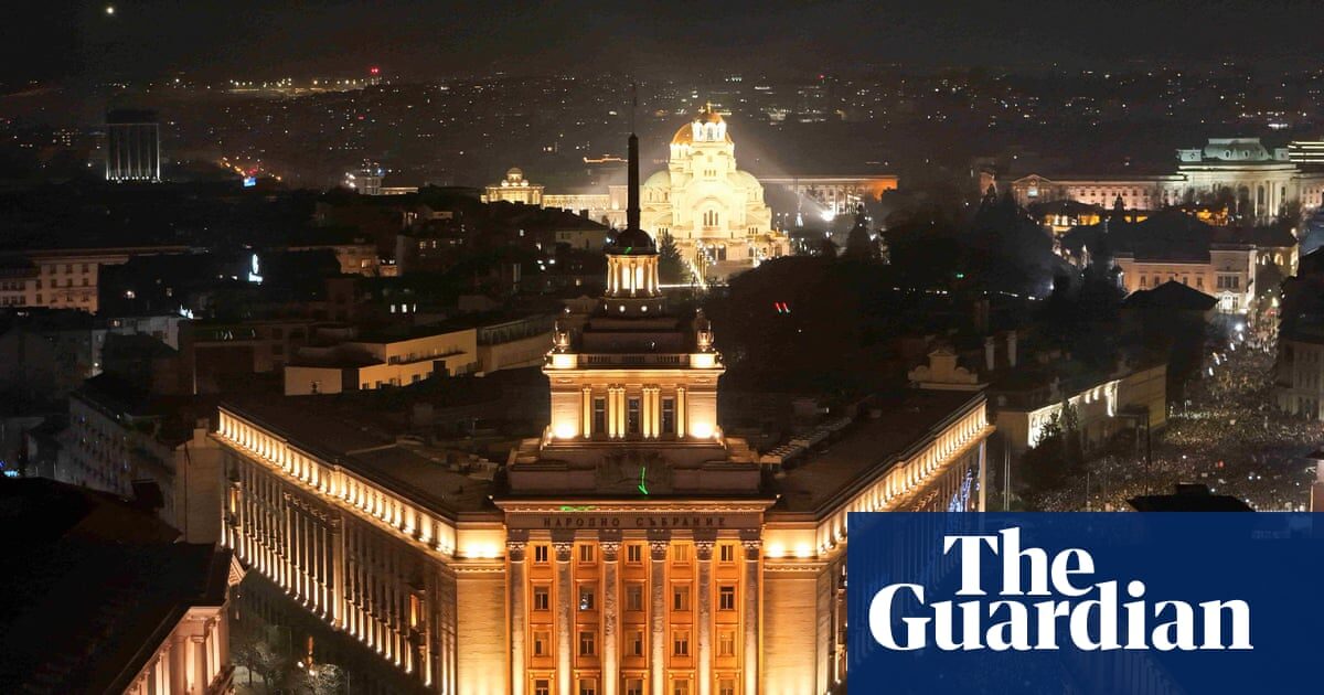 Bulgarian government resigns after mass anti-corruption protests | Bulgaria