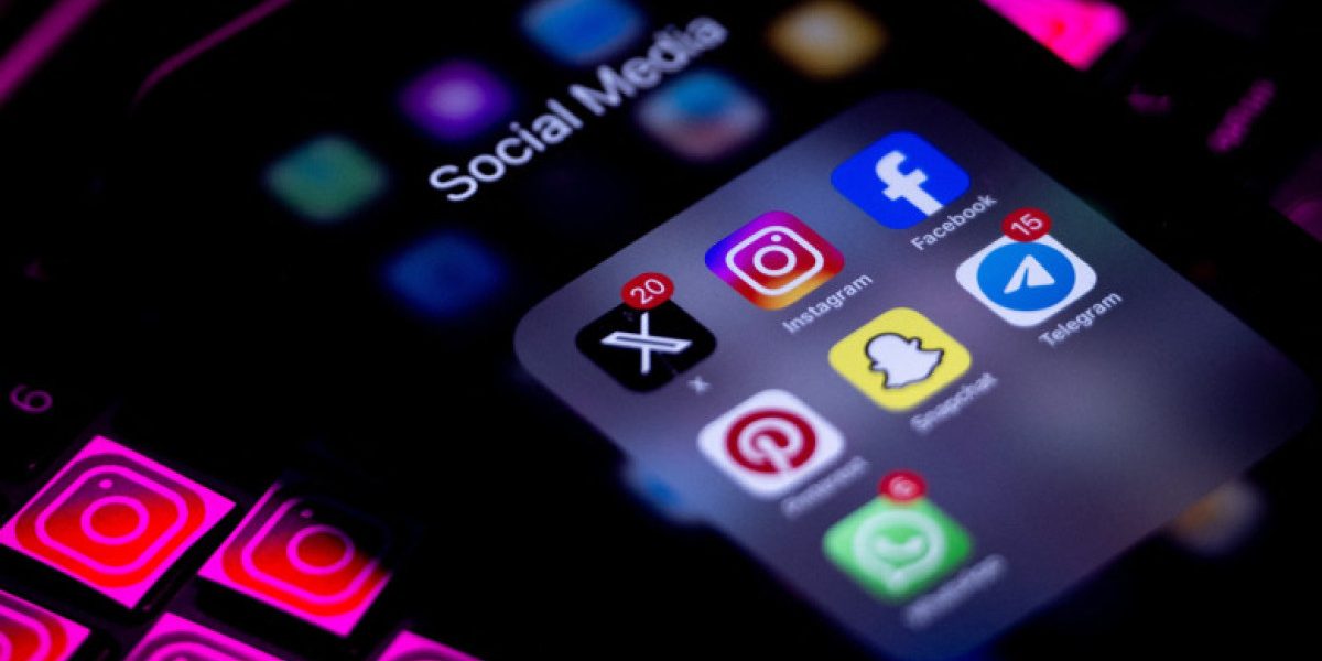 SUA ar putea cere turiștilor istoricul conturilor de pe rețelele sociale din ultimii 5 ani pentru a intra în țară. Ce prevede noul plan