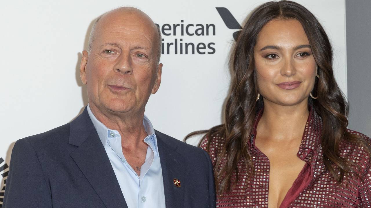 11 octombrie 2019, New York, New York, Statele Unite: Bruce Willis și Emma Heming Willis purtând o rochie Bottega Veneta participă la premiera filmului Motherless Brooklyn în cadrul celui de-al 57-lea Festival de Film de la New York, la Alice Tully Hall