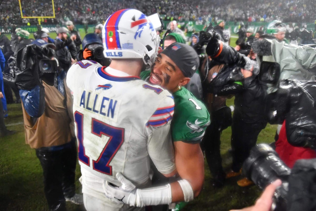 [ad_1] În săptămâna 17 NFL, ultimele partide ale sezonului 2025 decid cine ajunge în playoff și care echipe rămân în lupta pentru titlul de divizie, iar câteva dintre favoritele din față sunt amenințate să cadă din competiție