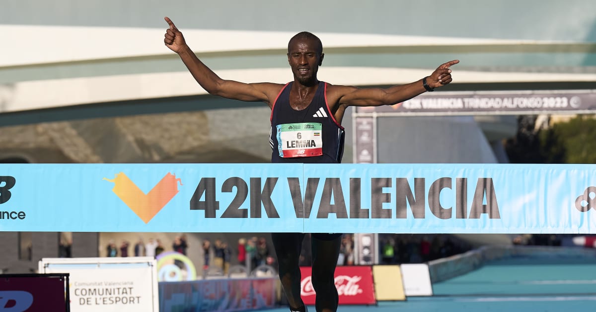 [ad_1] Valencia Marathon 2025 promite să fie una dintre cele mai așteptate ediții ale sezonului, cu un grup de atleţi de top pregătiţi să exploateze condiţiile ideale de temperatură pentru un maraton rapid