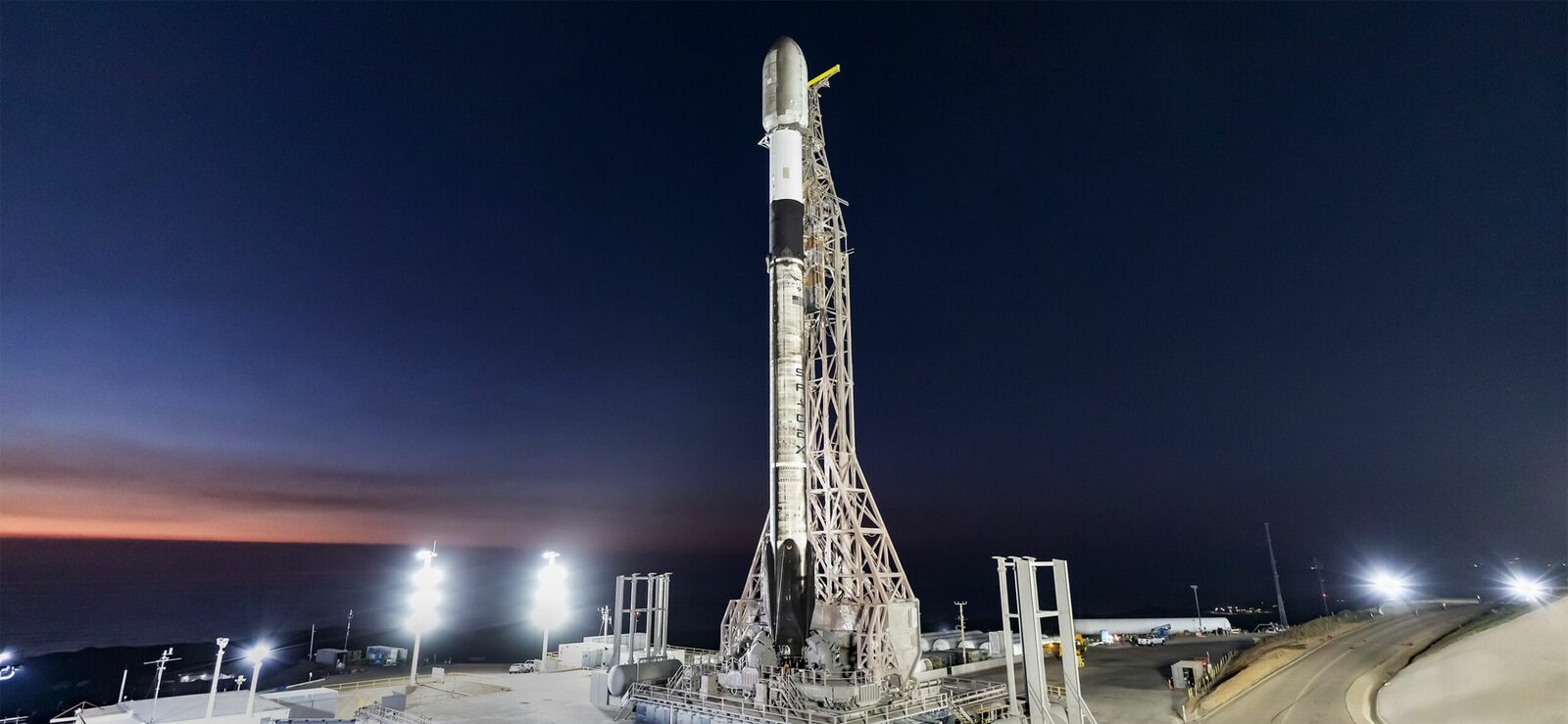 [ad_1] Marţi a avut loc o lansare SpaceX NROL‑77, în care o rachetă Falcon 9 a transportat cu succes pe orbită un echipament clasificat pentru Oficiul Național de Recunoaștere al SUA (NRO)