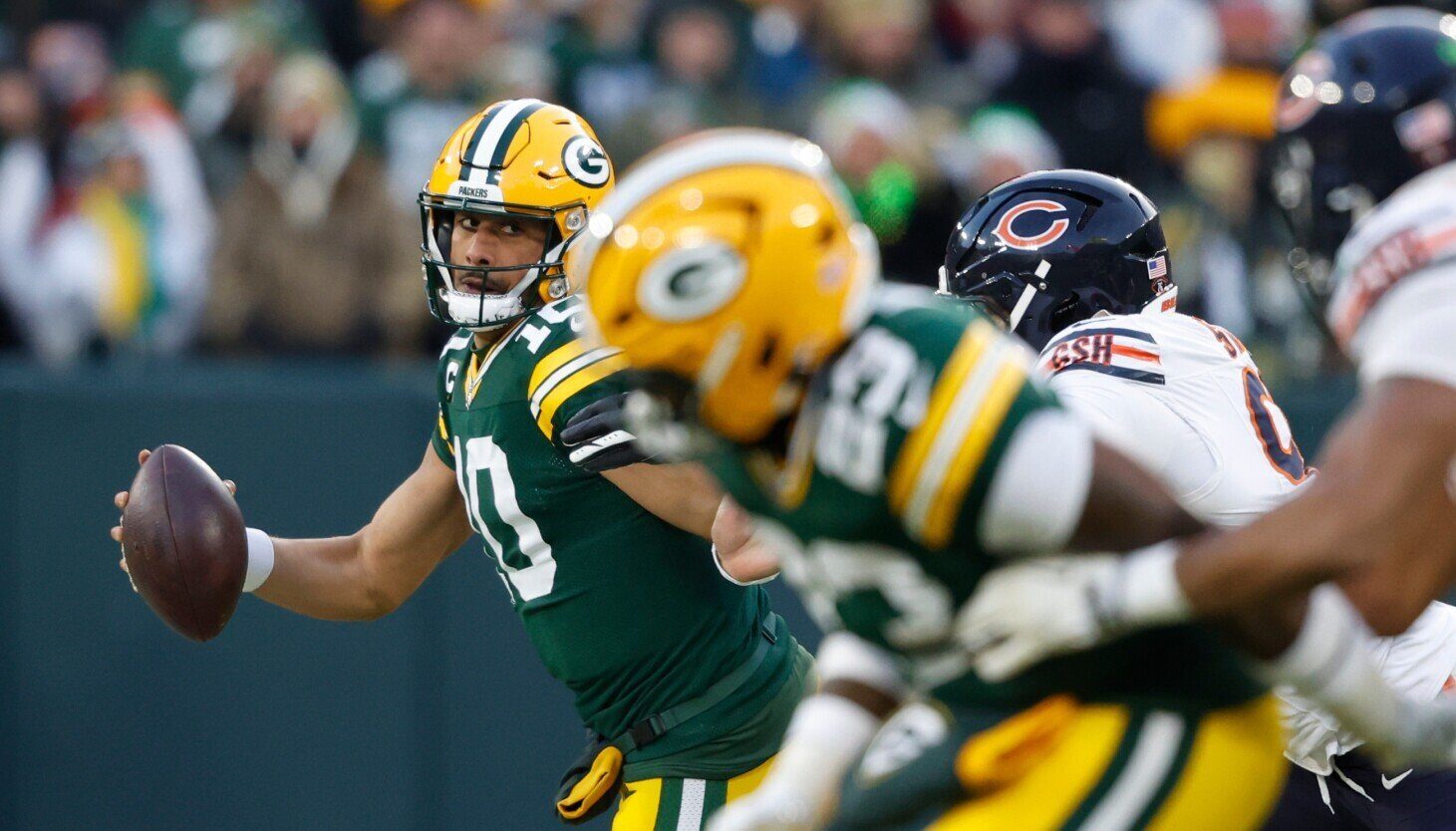 [ad_1] Bears defense a înregistrat în acest sezon oscilaţii extreme, cedând între 3 şi 42 de puncte în ultimele şase săptămâni, dar a condus şi ligă în categoria de recuperări, cu 30 de takeaways – un record de urmărit pentru orice rival al Green Bay