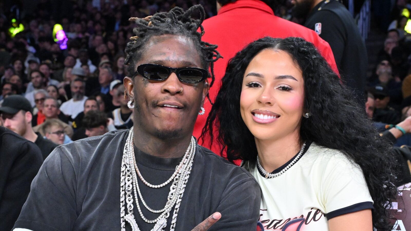 [ad_1] În seara de 16 decembrie 2024, Young Thug a făcut o propunere de căsătorie lui Mariah The Scientist în timpul concertului caritabil Hometown Hero, organizat la State Farm Arena din Atlanta