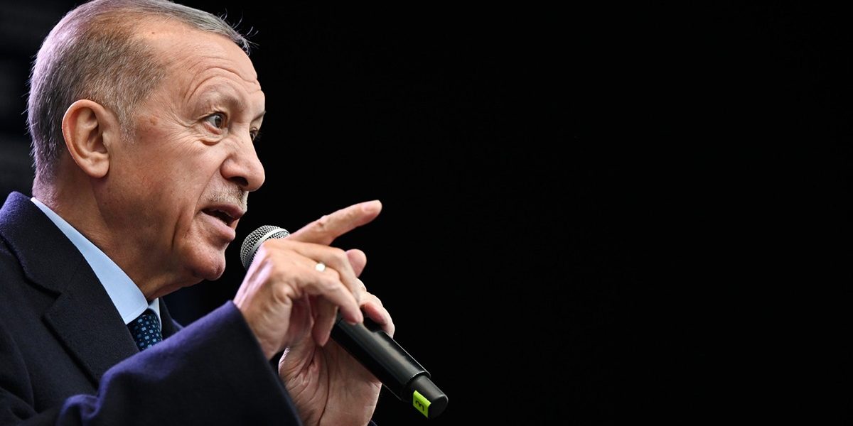 33EX2ZY-preview.jpg - StiriFresh