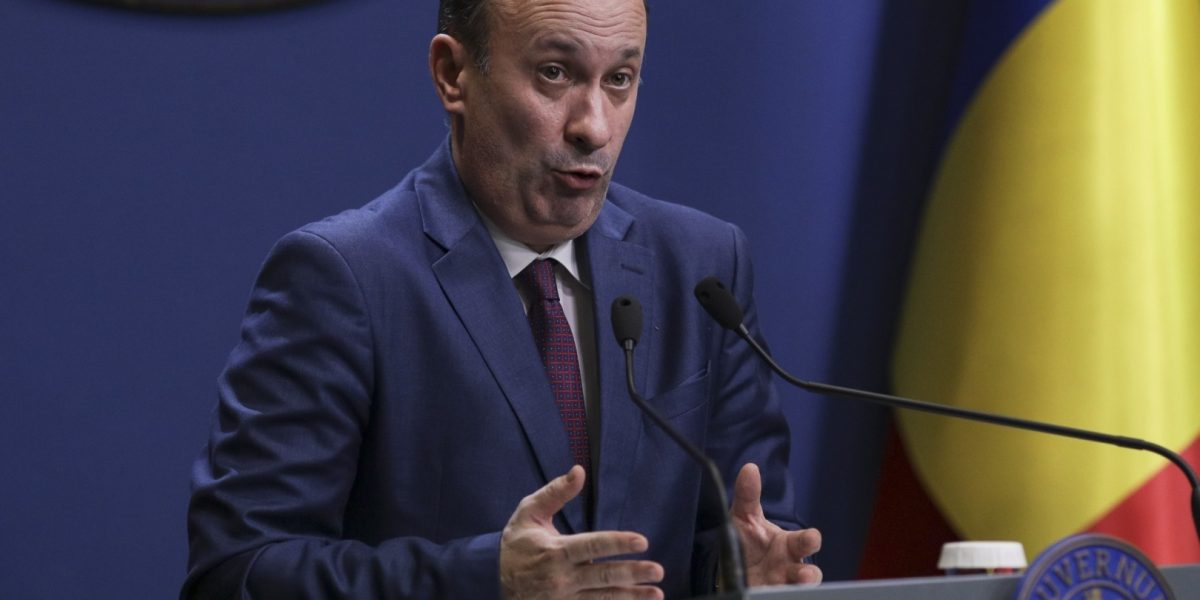 Adrian-Caciu-Sursa-foto-Inquam-Photos-Octav-Ganea-2.jpg - StiriFresh