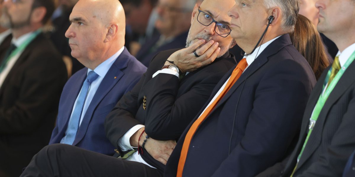 CONGRES_UDMR_009_INQUAM_Photos_Simion_Tataru.jpg - StiriFresh