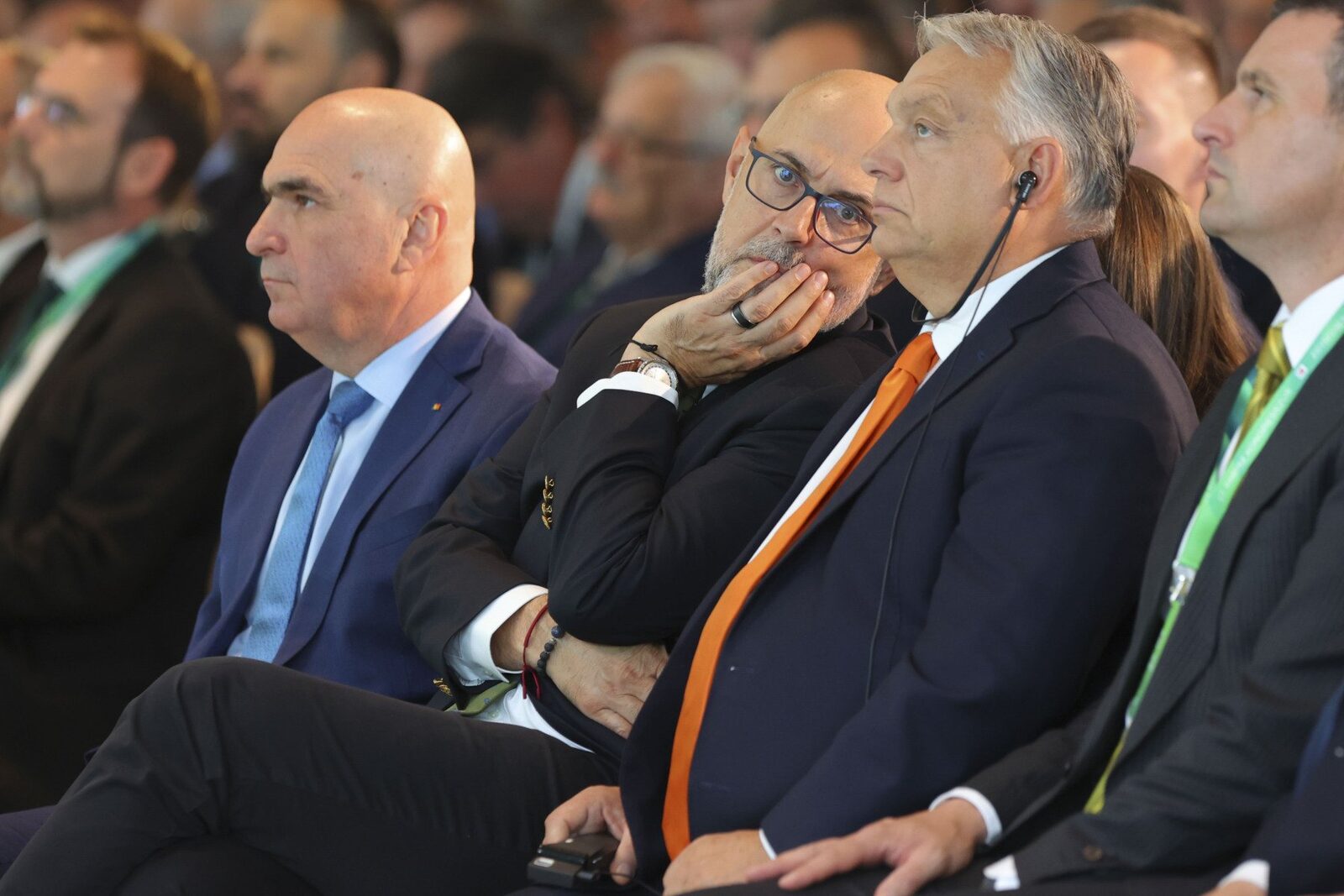 Kelemen Hunor anunță un sprijin masiv pentru Viktor Orban în alegerile din 2026, confirmând apropierea politică a UDMR de liderul maghiar Liderul UDMR, Kelemen Hunor, a făcut recent o declarație care adaugă un nou capitol în dinamica politică a minorității maghiare din Transilvania