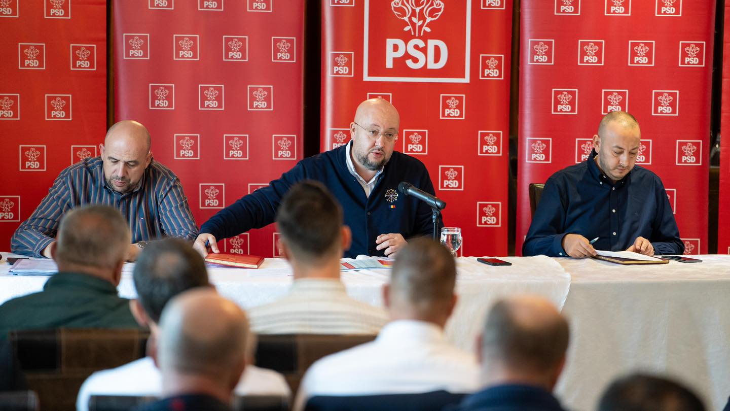 Constantin Rădulescu, liderul PSD Vâlcea,: “Guvernarea trebuie să continue, iar dacă trebuie să plece cineva, să plece PNL și USR” Într-un discurs adresat atât susținătorilor, cât și opiniei publice, Constantin Rădulescu, președintele PSD Vâlcea, a reafirmat poziția partidului său în contextul tumultuos al scenei politice actuale din România
