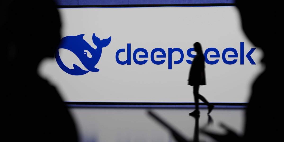 DeepSeek.jpg - StiriFresh