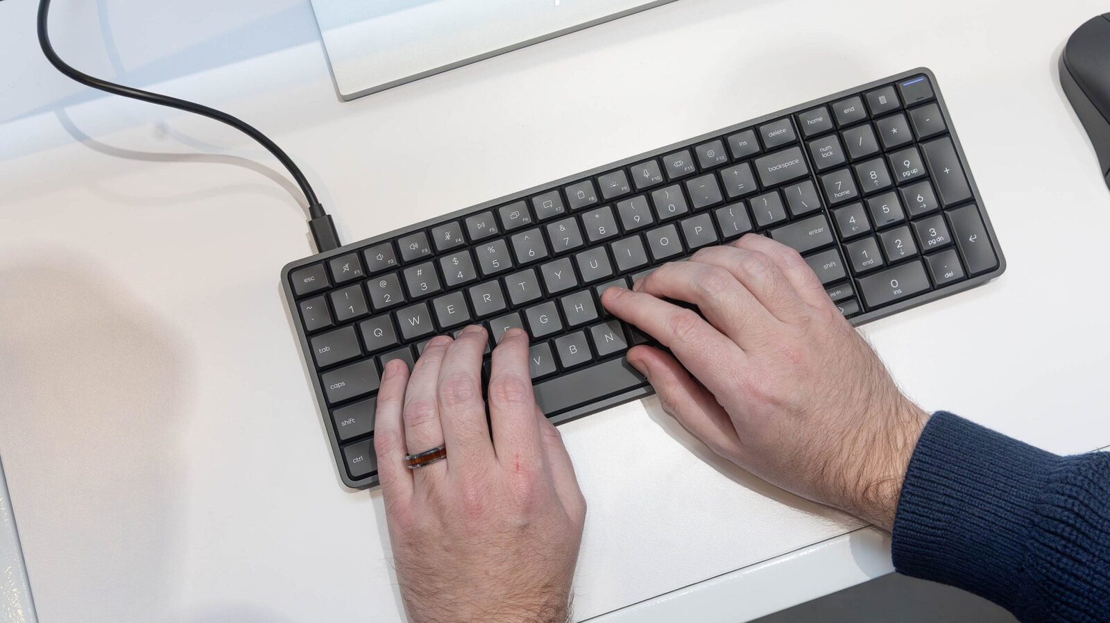 CES 2026: Primele modele de desktop portabil prezentate