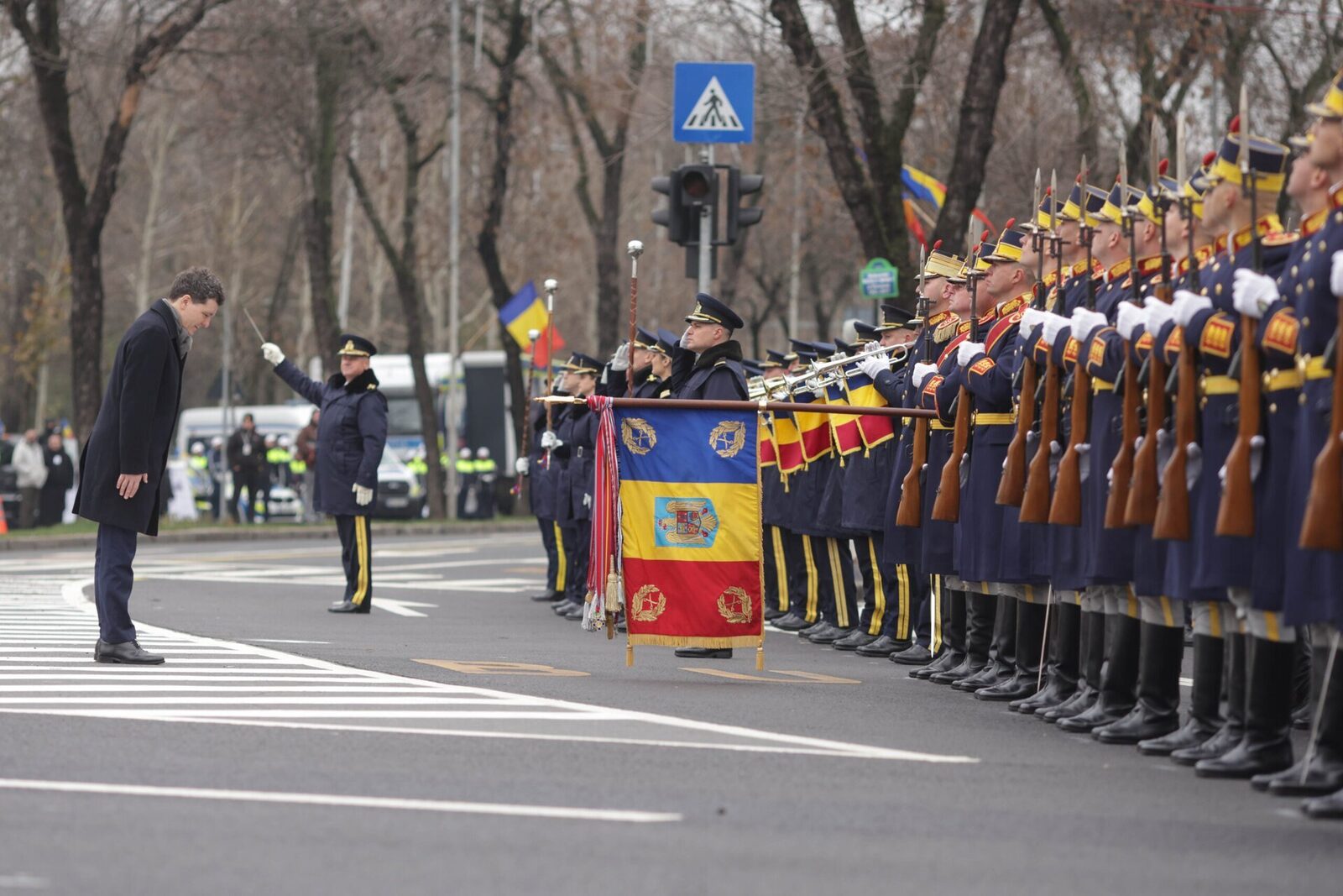 Nicușor Dan participă la evenimente dedicate Zilei Unirii Principatelor Române, marcând astfel un moment important de solidaritate și comemorare națională