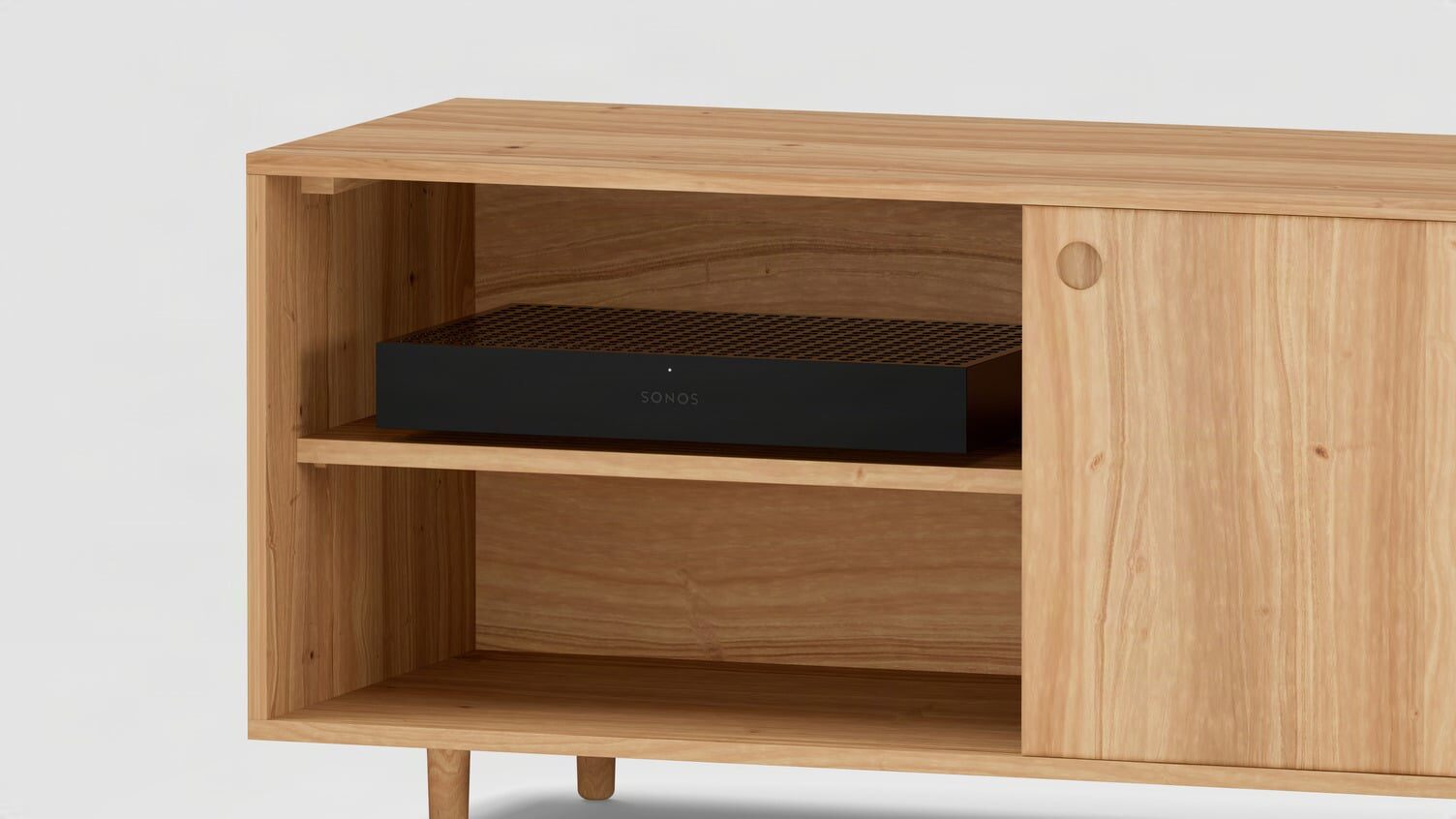 Sonos continuă să își consolideze poziția în domeniul sistemelor audio multi-zonale, lansând Sonos Amp Multi – un amplificator revoluționar destinat caselor moderne, unde spațiile se mélangează și capătă senzația de fluiditate