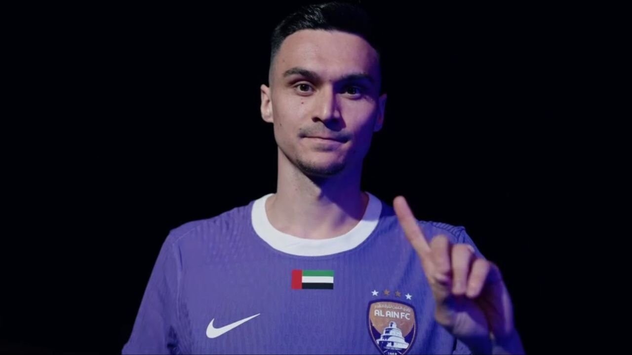 Adrian Şut a semnat cu Al-Ain: O nouă provocare în cariera mijlocașului român Mijlocașul Adrian Şut, în vârstă de 26 de ani, a decis să își continue cariera departe de România, semnând un contract cu clubul Al-Ain din Emiratele Arabe Unite