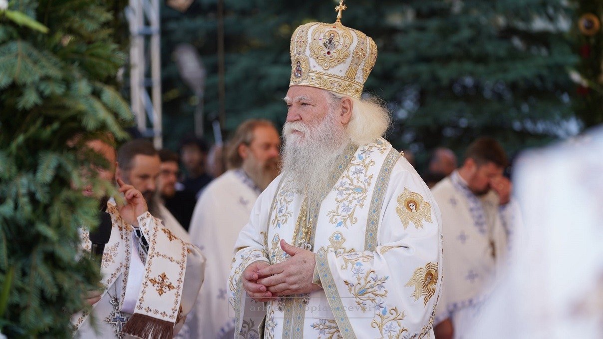 Primarul din Rădăuți acuză arhiepiscopul Sucevei că a primit plângerea împotriva Consiliului Local de la prefectul de Suceava