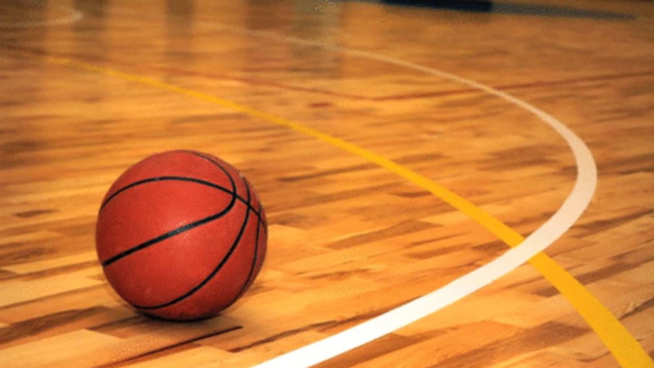 Scandalul Pariurilor Trucate: 26 de Persoane Acuzate în SUA Douăzeci și șase de persoane au fost inculpate în Statele Unite pentru implicarea într-o rețea de pariuri sportivă trucată care a afectat atât baschetul universitar american, cât și baschetul profesionist din China
