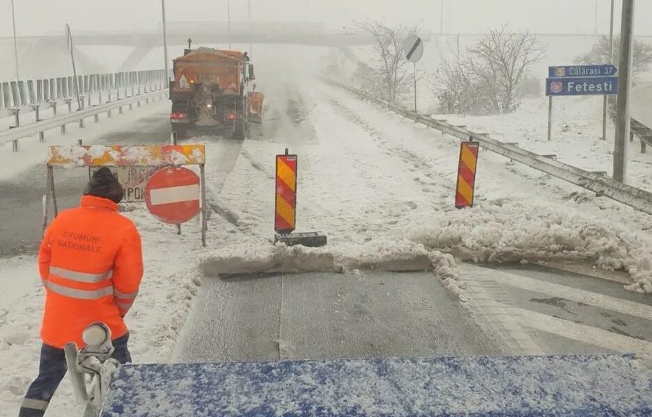 cod-rosu-viscol-trafic-autostrada-inchisa-furtuna-zapada-e1700981698895.jpg - StiriFresh