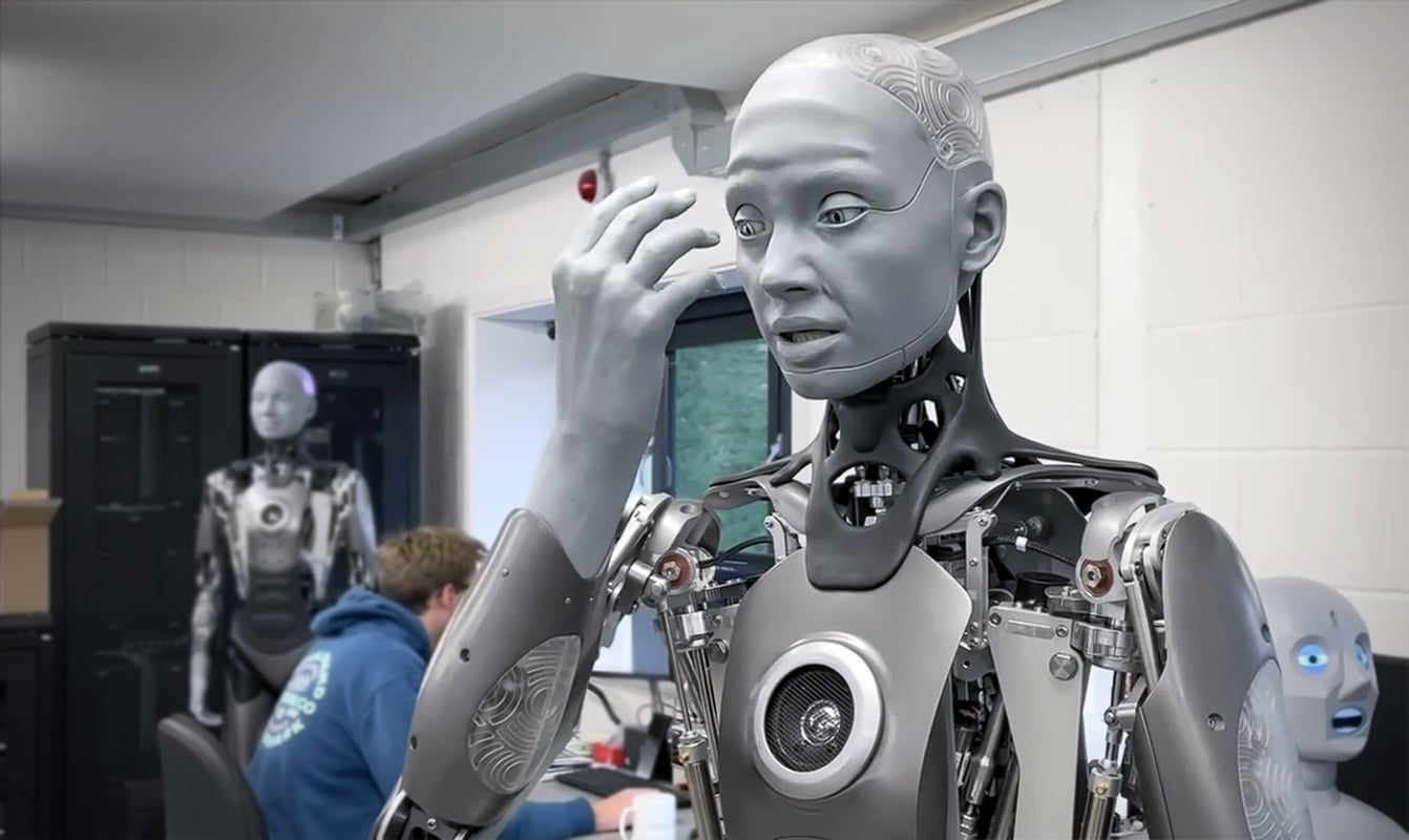 O inovație revoluționară în domeniul roboticii și al inteligenței artificiale bate la ușă: un robot umanoid, echipat cu o „piele electronică” capabilă să simtă durerea și să reacționeze în timp real, a fost testat recent într-un experiment ce pare desprins dintr-un film SF