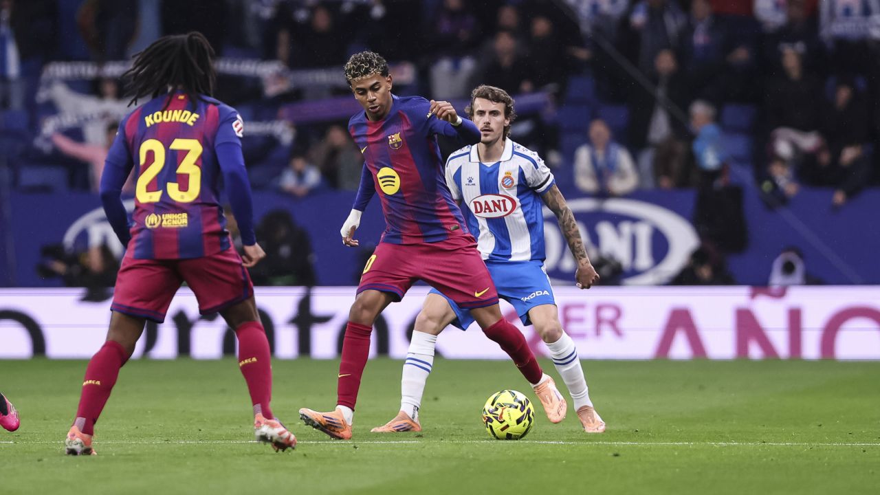 Barcelona se impune în derby-ul catalan: 2-0 cu Espanyol Victoria care reafirmă superioritatea Barcelonei FC Barcelona a înregistrat o victorie clară în derby-ul catalan, învingând-o pe Espanyol cu scorul de 2-0, în cadrul rundei a 18-a din La Liga