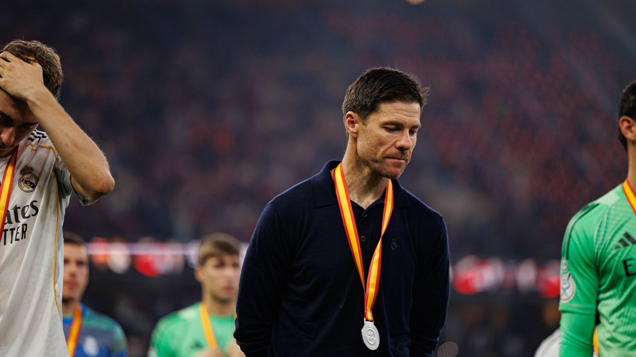 Xabi Alonso, demis de la Real Madrid: Surpriza din culisele clubului Decizia surprinzătoare de a-l demite pe Xabi Alonso din funcția de antrenor al Real Madrid a zguduit lumea fotbalului