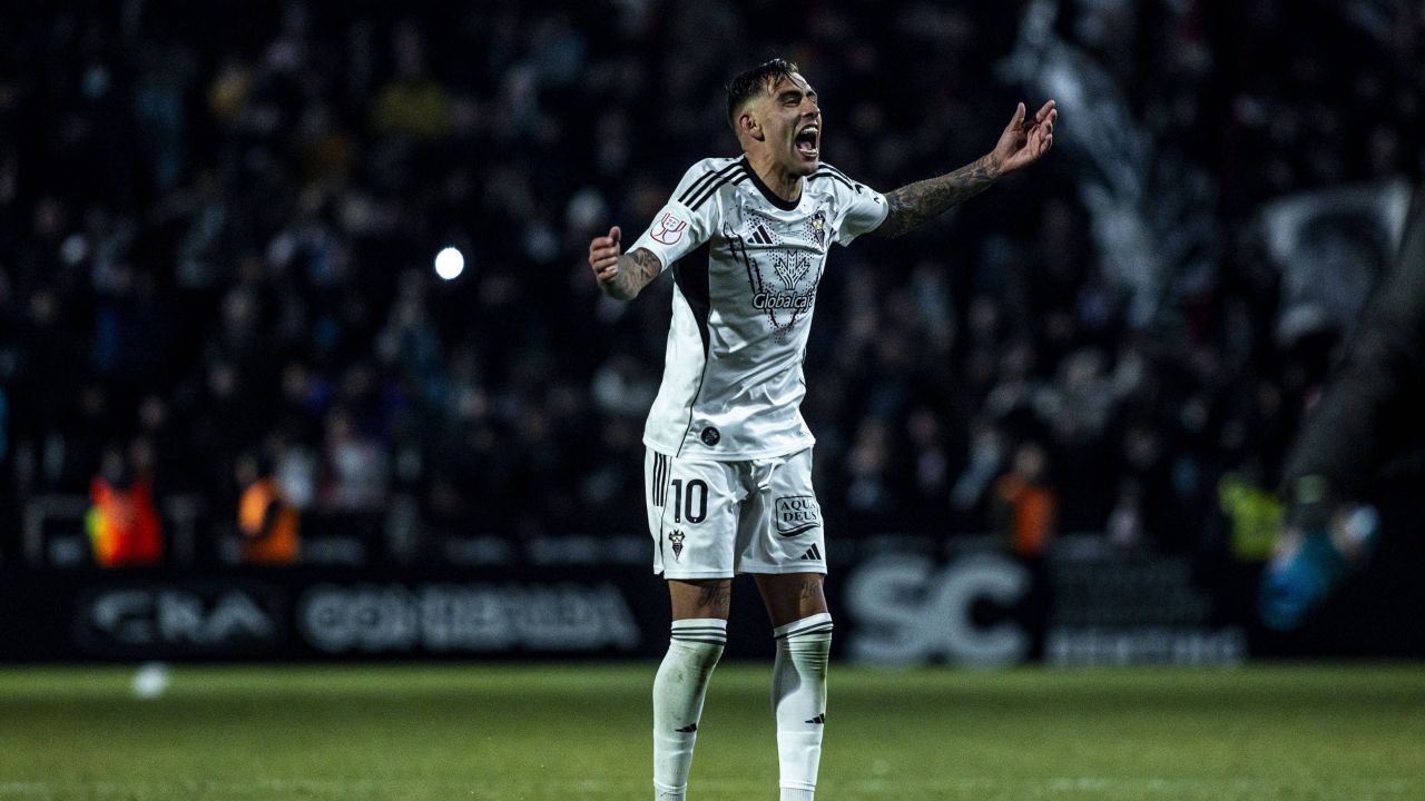 Albacete, surpriza Cupei Spaniei: Victorie uimitoare în fața unui gigant Albacete Balompié, echipă recunoscută în campionatul de fotbal al Spaniei, a reușit să producă una dintre cele mai mari surprize ale sezonului în Cupa Spaniei, înfruntând și înfrângând o echipă ce evoluează în prima ligă