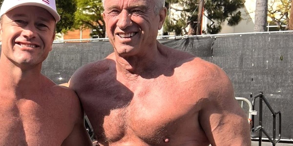 kennedy-jr.jpg - StiriFresh