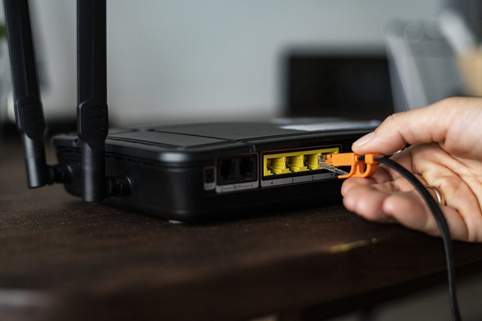Majoritatea utilizatorilor de internet nu sunt conștienți de modul în care funcționează cu adevărat routerele WiFi din casele lor