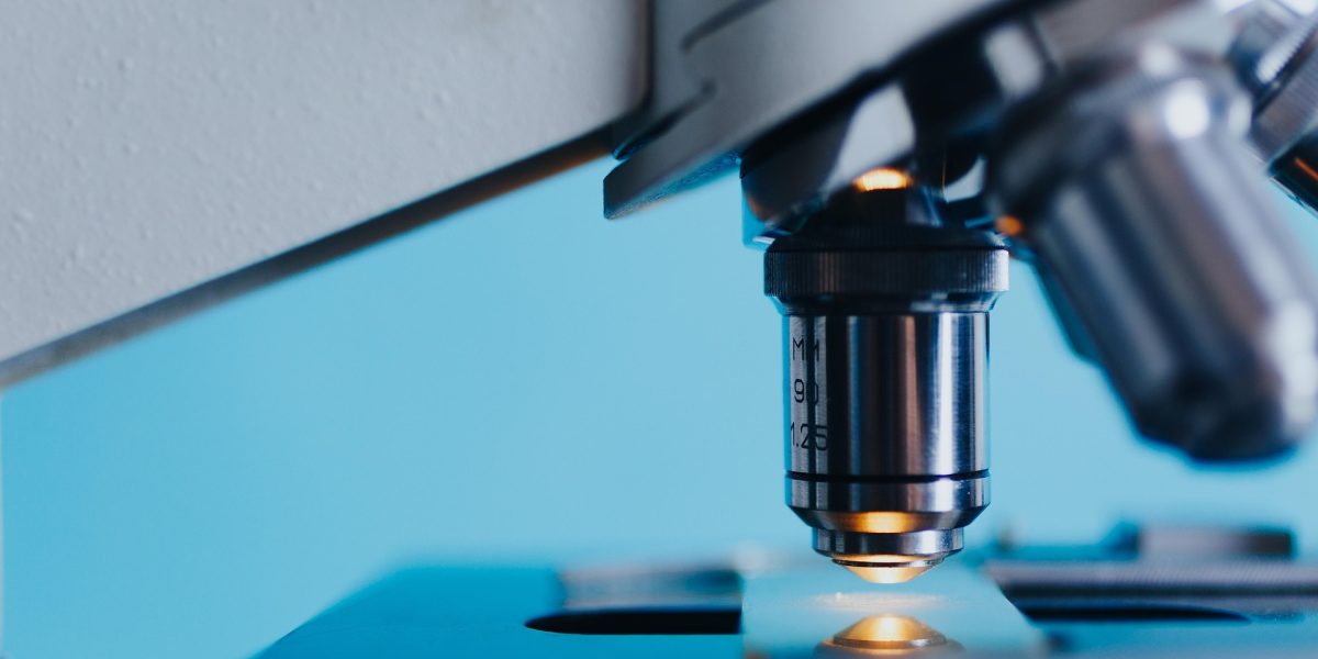 microscop.jpg - StiriFresh