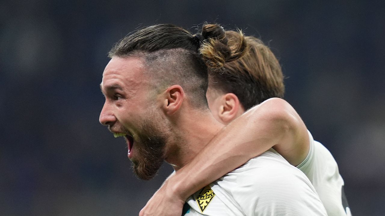 Transfer spectaculos în aer pentru FCSB FCSB se află în centrul atenției pe piața transferurilor de iarnă, având în vedere planurile îndrăznețe de a aduce un jucător de calibru mare în lotul său