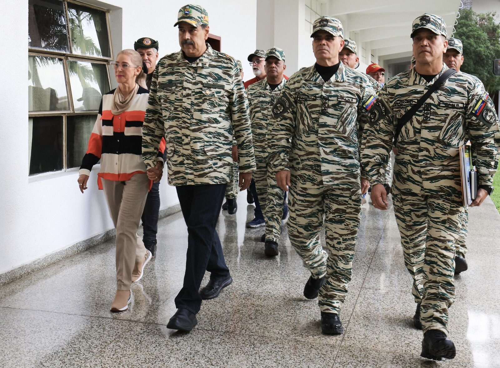Maduro și soția sa, prinși de forțele americane în dormitor