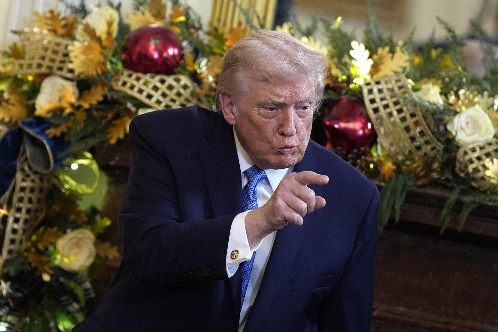 Președintele american Donald Trump a justificat sâmbătă, 3 ianuarie, acțiunea militară surpriză din Caracas care l-a vizat pe omologul său venezuelean, Nicolas Maduro, ca fiind un pas esențial pentru restabilirea dominației globale a Statelor Unite pe continentul american