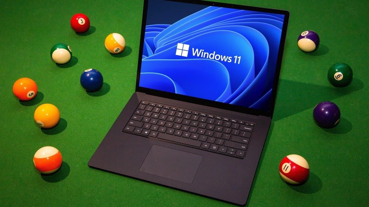 Pornești laptopul dimineața și totul pare să dureze o eternitate înainte ca desktopul să devină utilizabil