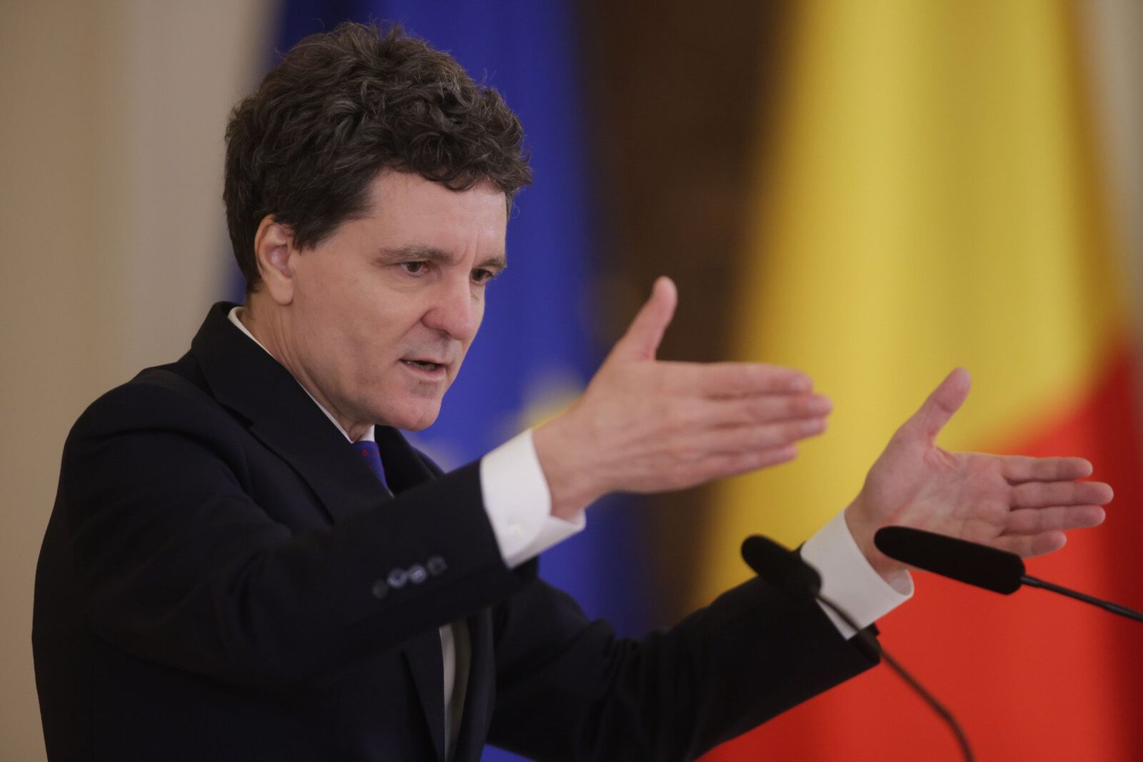 Nicușor Dan vorbește înainte de summitul informal al UE