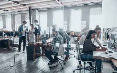 Teama de înlocuire a forței de muncă devine o problemă medicală recunoscută, pe fondul avansului rapid al inteligenței artificiale Pe măsură ce tehnologia avansează cu pasiune și rapiditate, rămâne tot mai clar că impactul artificialilor inteligenți asupra locurilor de muncă nu mai este doar o problemă economică sau socială, ci și una de sănătate mentală