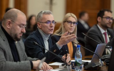Stelian Ion acuză o posibilă ambiție crescută a noului șef al DNA, Marius Voineag, în contextul candidaturii acestuia pentru funcția de adjunct al Procurorului General Imediat după anunțarea candidaturii lui Marius Voineag pentru poziția de adjunct al Procurorului General, fostul ministru al Justiției Stelian Ion a ieșit cu declarații critice la adresa deciziei și a potențialului impact asupra funcției anticorupție
