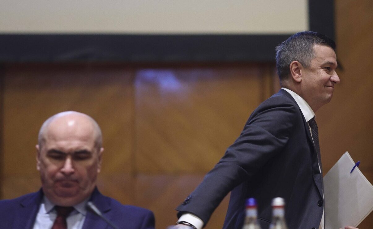 Sorin Grindeanu anunță consultare internă în PSD pentru soarta coaliției de guvernare Conflictul din interiorul PSD privind viitorul alianței cu PNL și funcția de premier se intensifică, odată cu anunțul președintelui social-democrat Sorin Grindeanu de a supune partidul unui vot intern ce va decide dacă PSD rămâne sau nu în coaliție cu PNL, și dacă premierul va fi Ilie Bolojan sau alt lider liberal