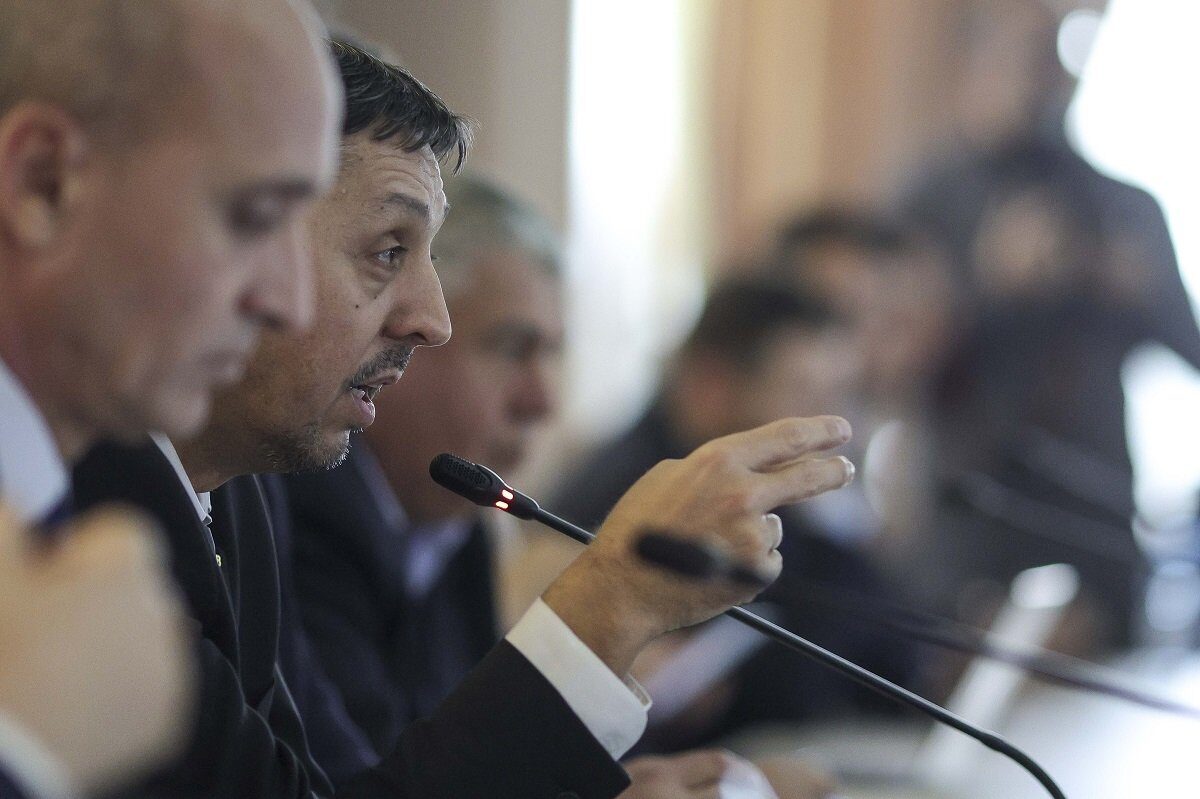 Rapoarte alarmante ale UNICEF evidențiază o situație critică a nivelului de educație digitală și științifică în rândul copiilor români Situație alarmantă pe scena educației din România: cele mai recente rapoarte realizate de UNICEF, în colaborare cu compania BRIO, indică un nivel de competențe digitale extrem de îngrijorător în rândul elevilor