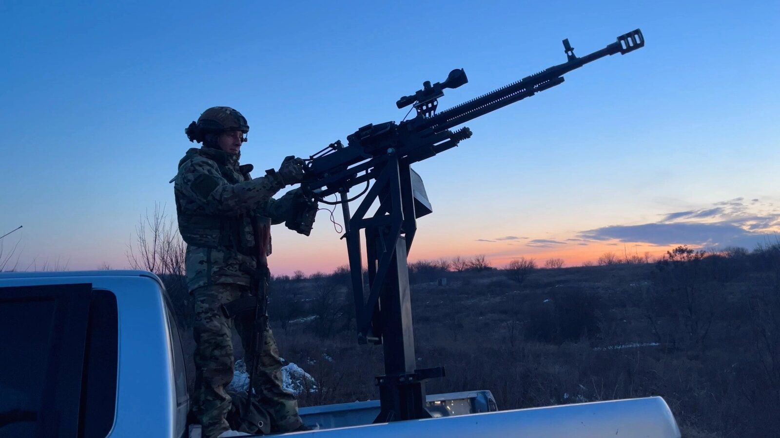 Ucraina se pregătește pentru un scenariu de autoapărare, temându-se de lipsa garanțiilor de securitate din partea aliaților În contextul intensificării conflictului din Ucraina, oficialii și analistii de securitate ridică semne de întrebare cu privire la sprijinul internațional, în special în cazul în care negocierile de pace vor eșua