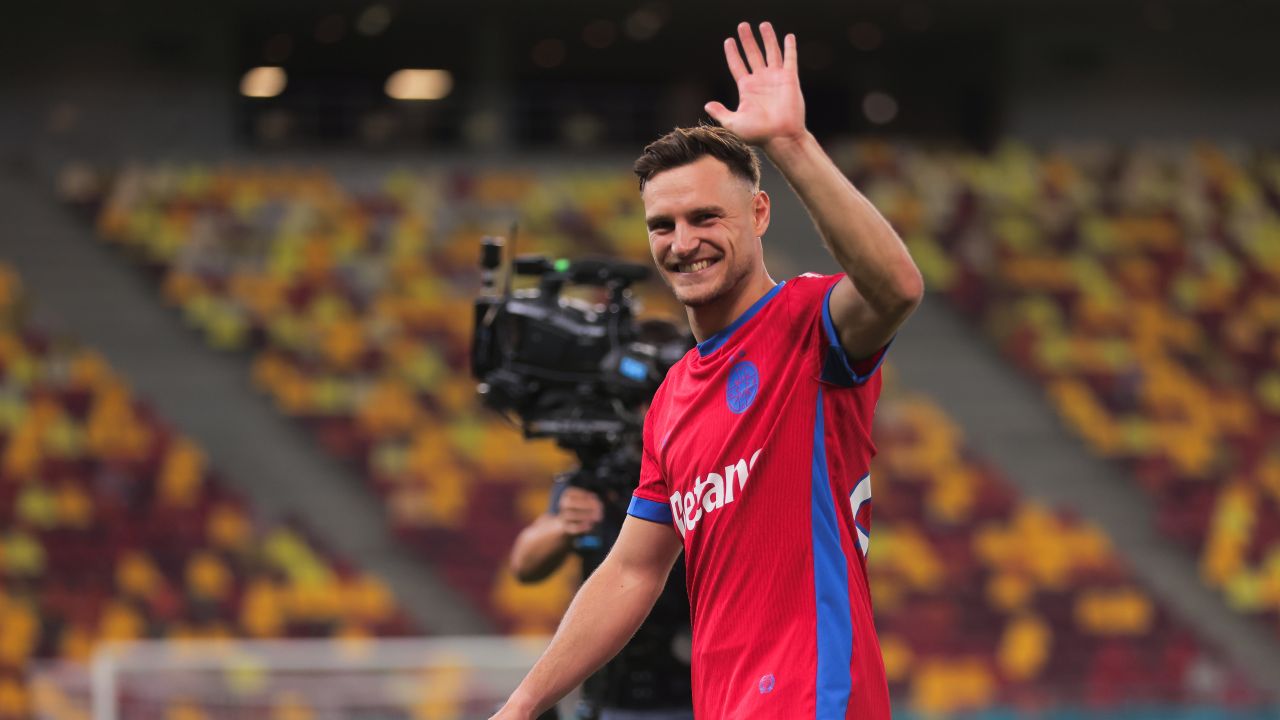 FCSB aduce un nou jucător: Dennis Politic pleacă spre o nouă destinație.