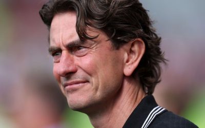 Thomas Frank sub presiune la Tottenham: mandatul său ajunge într-un punct critic Thomas Frank, antrenorul danez care a preluat conducerea echipei Tottenham pe 1 iulie 2025, se află într-o situație delimitată de tensiune, după ce fostul tehnician Ange Postecoglou a fost demis