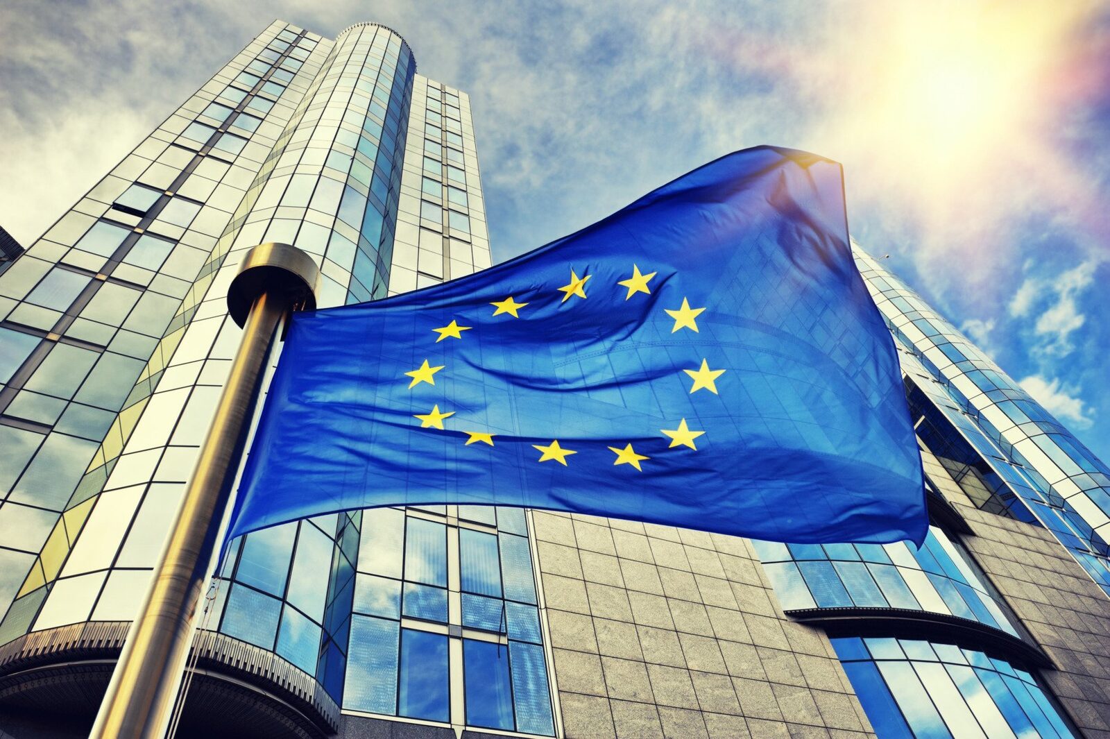 UE trebuie să devină un jucător global, eliminând obstacolele din piața unică Uniunea Europeană are nevoie urgentă de recalibrare pentru a-și consolida poziția pe scena internațională